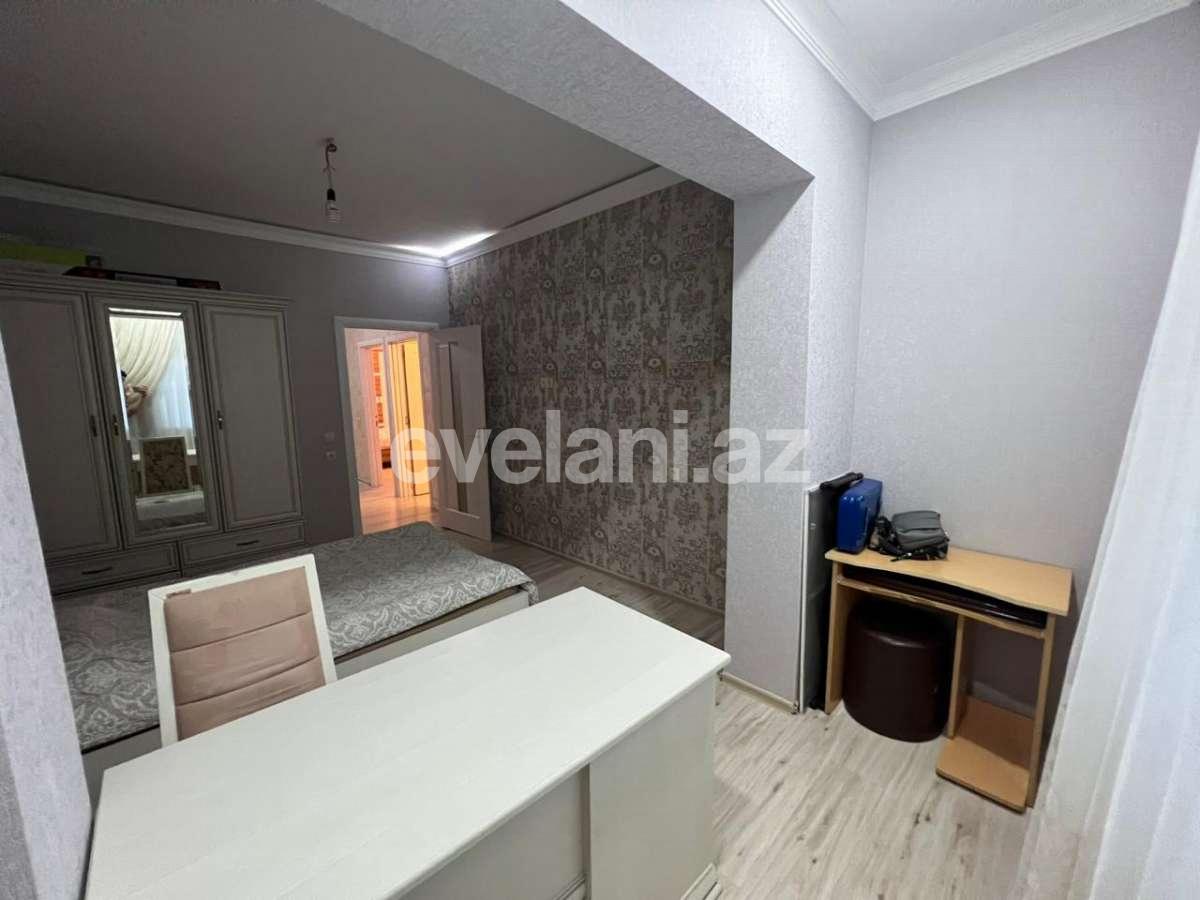 Sale, old building, 4 room, 90 m², Baku, Surakhani r, Yeni Guneshli d, Khalglar Doslugu m.