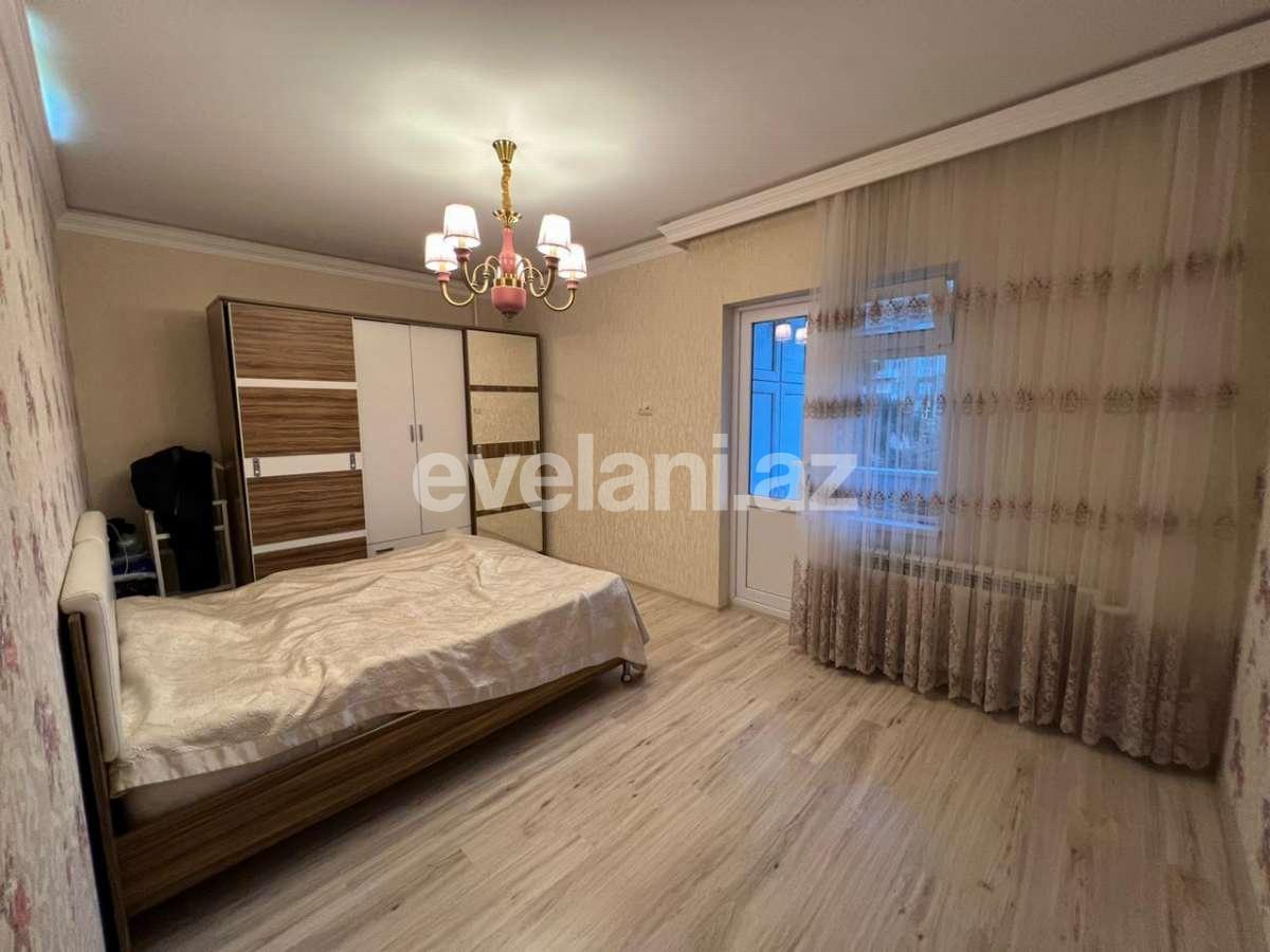 Sale, old building, 4 room, 90 m², Baku, Surakhani r, Yeni Guneshli d, Khalglar Doslugu m.