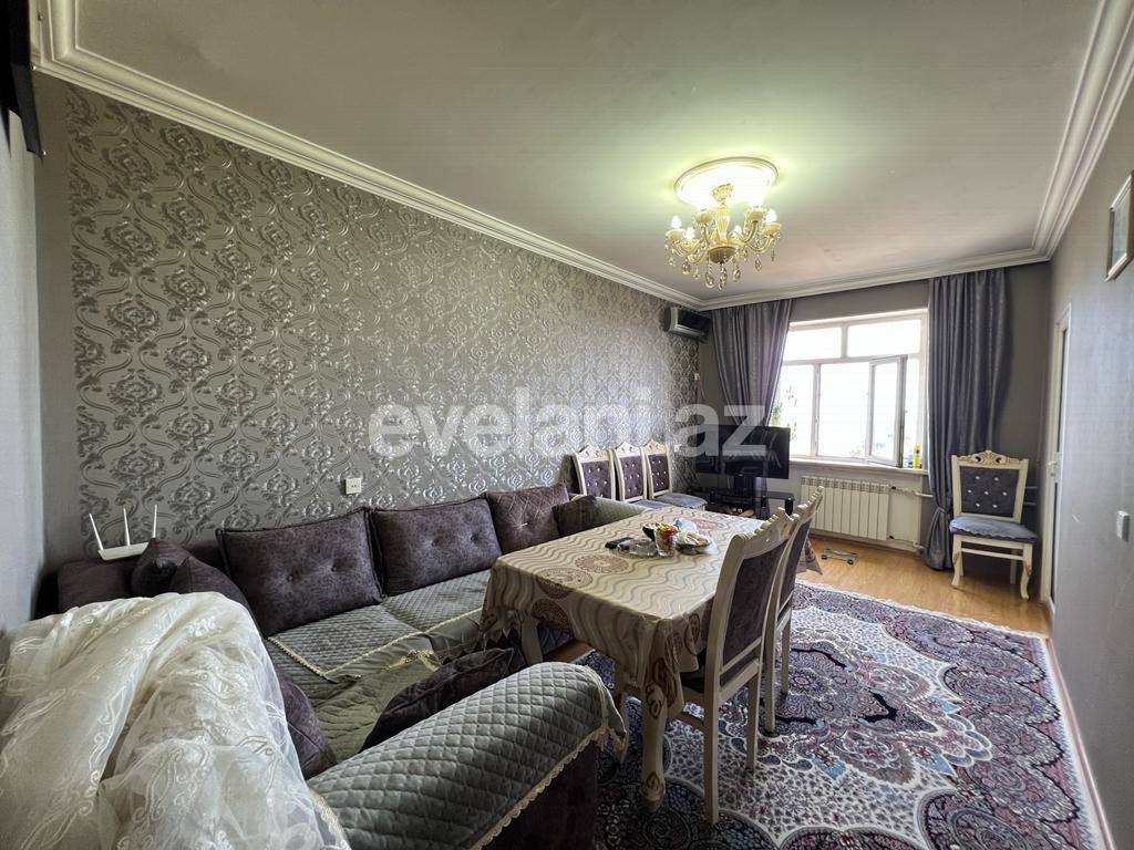 Satılır, köhnə tikili, 5 otaqlı, 109.98 m², Bakı, Suraxanı r, Yeni Günəşli q, Xalqlar Dostluğu m.