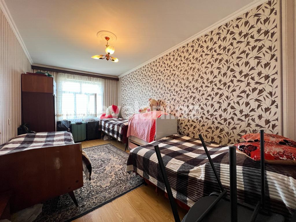 Satılır, köhnə tikili, 5 otaqlı, 109.98 m², Bakı, Suraxanı r, Yeni Günəşli q, Xalqlar Dostluğu m.