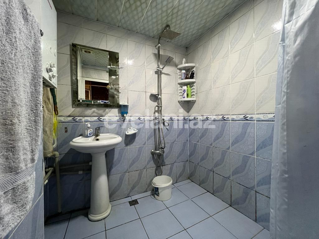 Satılır, köhnə tikili, 5 otaqlı, 109.98 m², Bakı, Suraxanı r, Yeni Günəşli q, Xalqlar Dostluğu m.