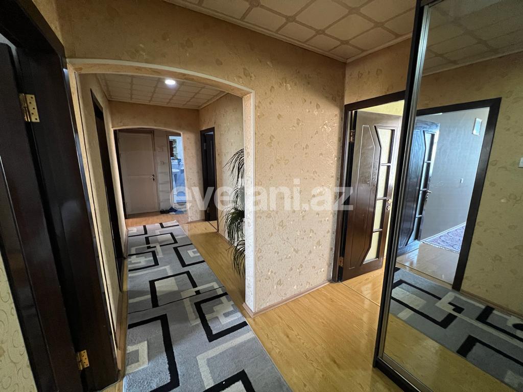 Satılır, köhnə tikili, 5 otaqlı, 109.98 m², Bakı, Suraxanı r, Yeni Günəşli q, Xalqlar Dostluğu m.
