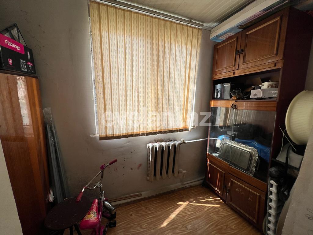 Satılır, köhnə tikili, 5 otaqlı, 109.98 m², Bakı, Suraxanı r, Yeni Günəşli q, Xalqlar Dostluğu m.