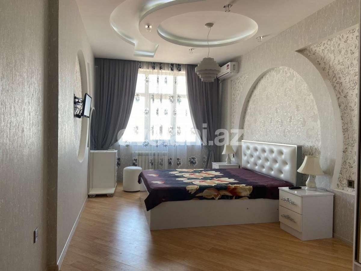 Rent, new building, 3 room, 150 m², Baku, Nasimi r, 8 November m.