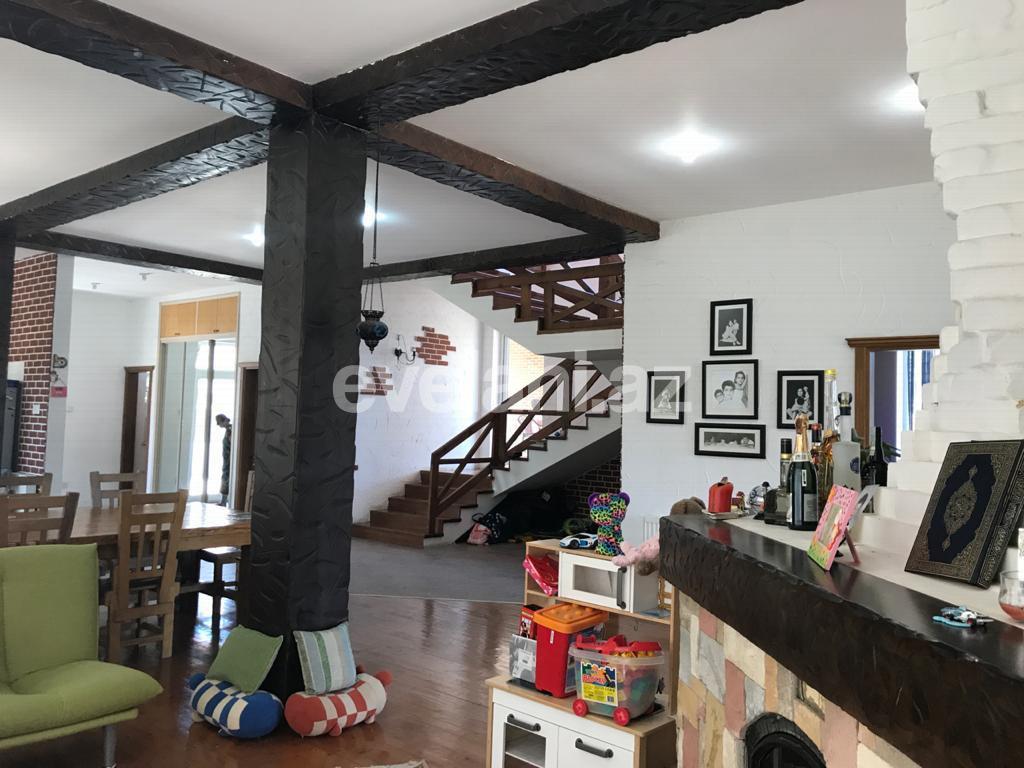 Kirayə verilir, həyət evi / bağ, 8 otaqlı, 300 m², Bakı, Xəzər r, Mərdəkan q.