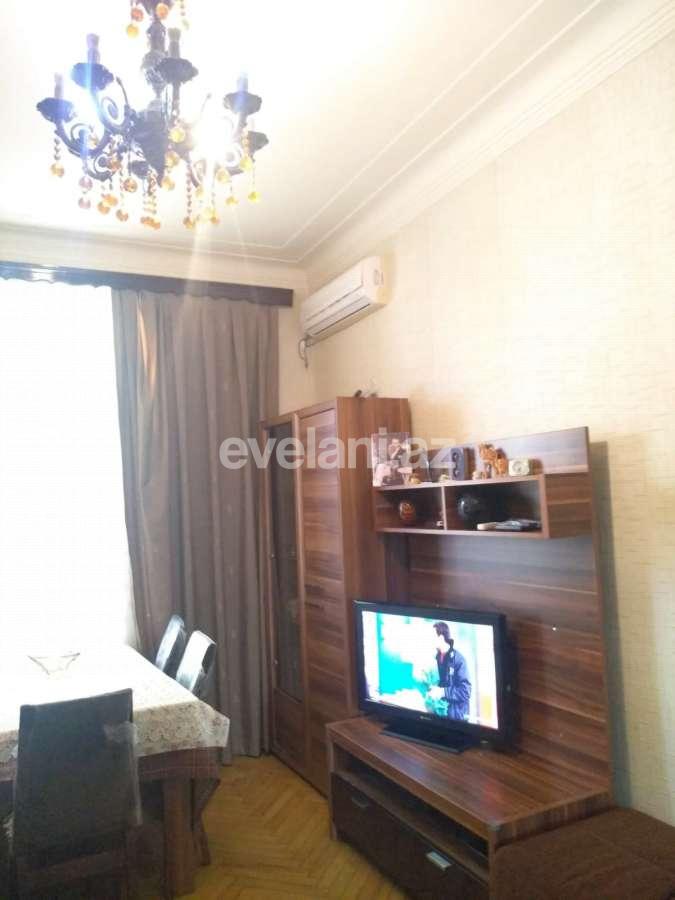 Satılır, köhnə tikili, 2 otaqlı, 60 m², Bakı, Səbail r, İçəri Şəhər m.
