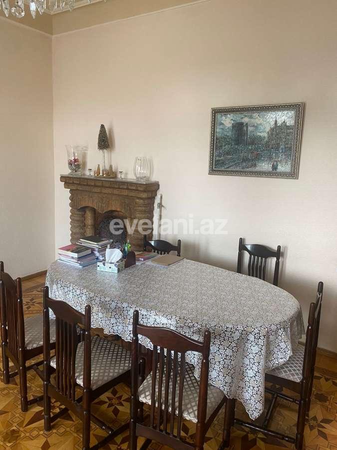 Satılır, köhnə tikili, 2 otaqlı, 70 m², Bakı, Nəsimi r.