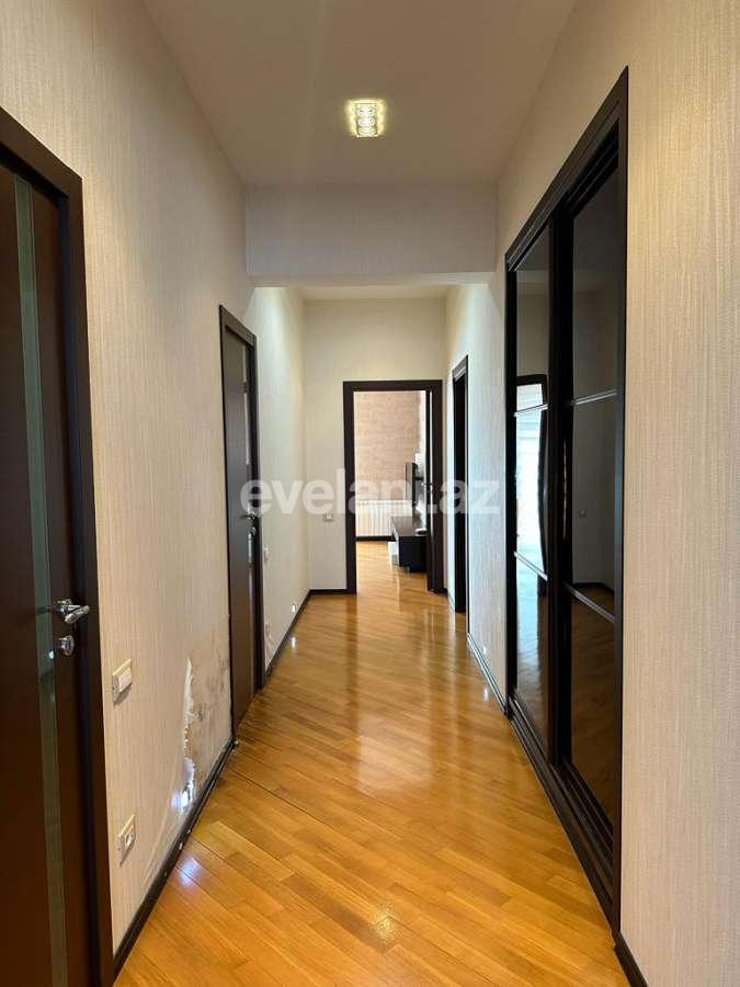 Продаётся, новостройка, 4-комнаты, 200 m², Баку, Насиминский r, 28 мая m.