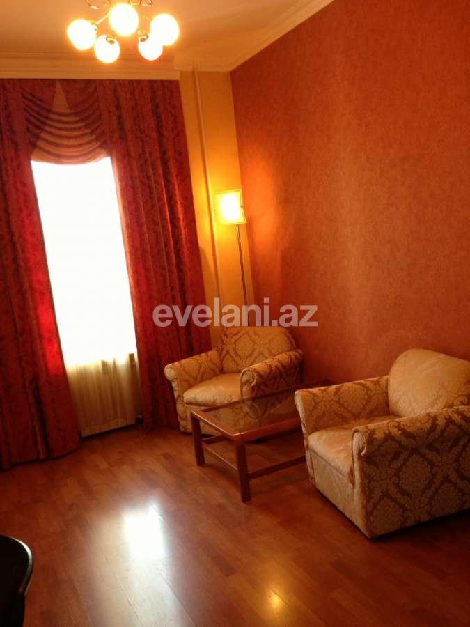 Kirayə verilir, köhnə tikili, 2 otaqlı, 60 m², Bakı, Nəsimi r, Sahil m.