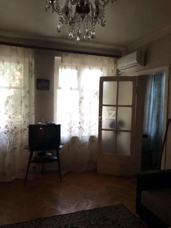 Kirayə verilir, köhnə tikili, 2 otaqlı, 50 m², Bakı, Nəsimi r, 28 may m.