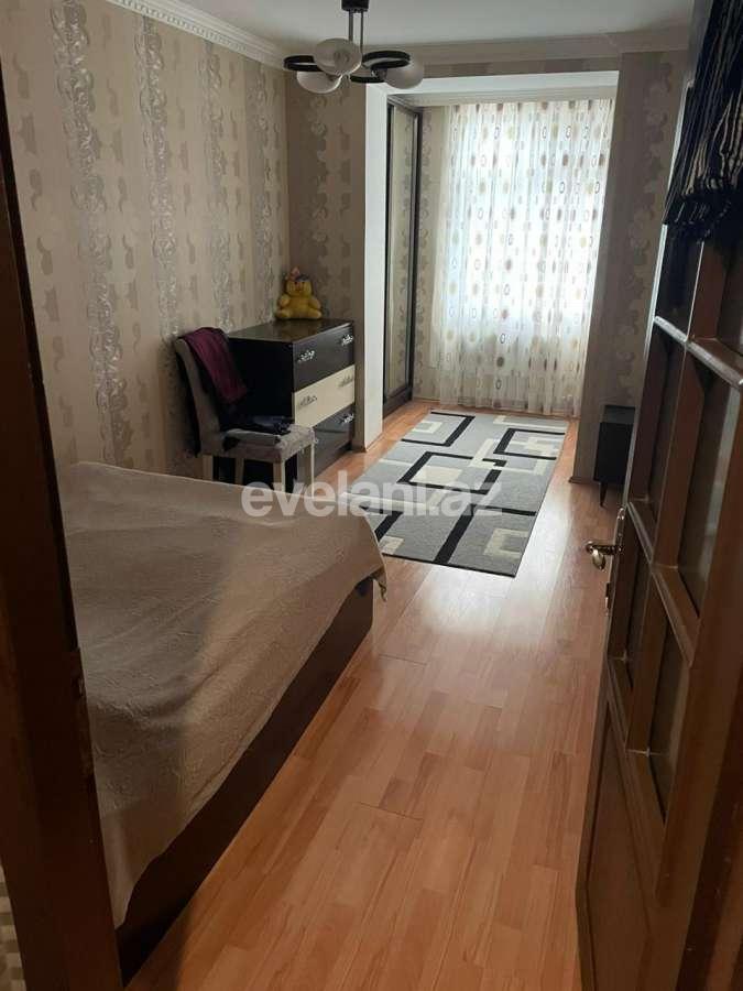 Satılır, köhnə tikili, 3 otaqlı, 85 m², Bakı, Nizami r, Keşlə q, Xalqlar Dostluğu m.