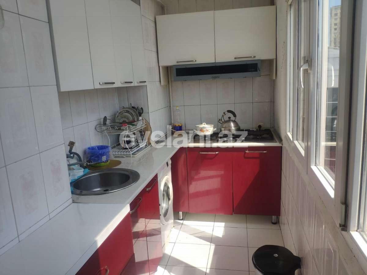 Satılır, köhnə tikili, 3 otaqlı, 51 m², Bakı, Nizami r, Neftçilər m.