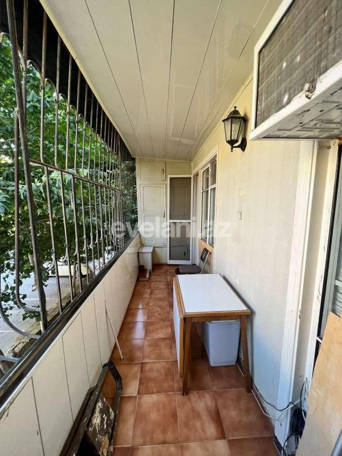 Sale, old building, 4 room, 103 m², Baku, Yasamal r, Elmlar Akademiyası m.