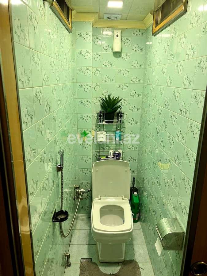 Sale, old building, 4 room, 103 m², Baku, Yasamal r, Elmlar Akademiyası m.