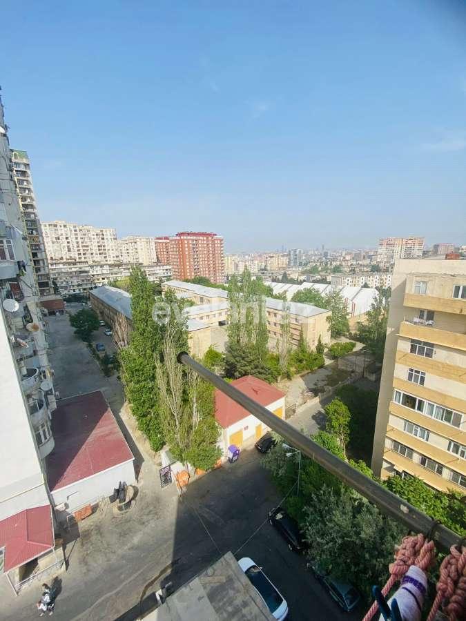 Satılır, köhnə tikili, 2 otaqlı, 65 m², Bakı, Binəqədi r, 9-cu mikrorayon q.