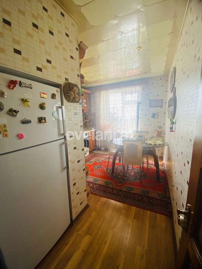 Satılır, köhnə tikili, 2 otaqlı, 65 m², Bakı, Binəqədi r, 9-cu mikrorayon q.