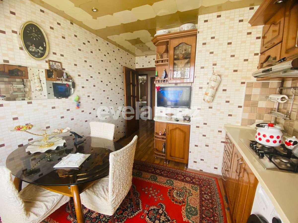 Satılır, köhnə tikili, 2 otaqlı, 65 m², Bakı, Binəqədi r, 9-cu mikrorayon q.