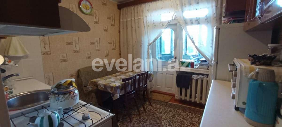 Satılır, köhnə tikili, 3 otaqlı, 80 m², Bakı, Suraxanı r.