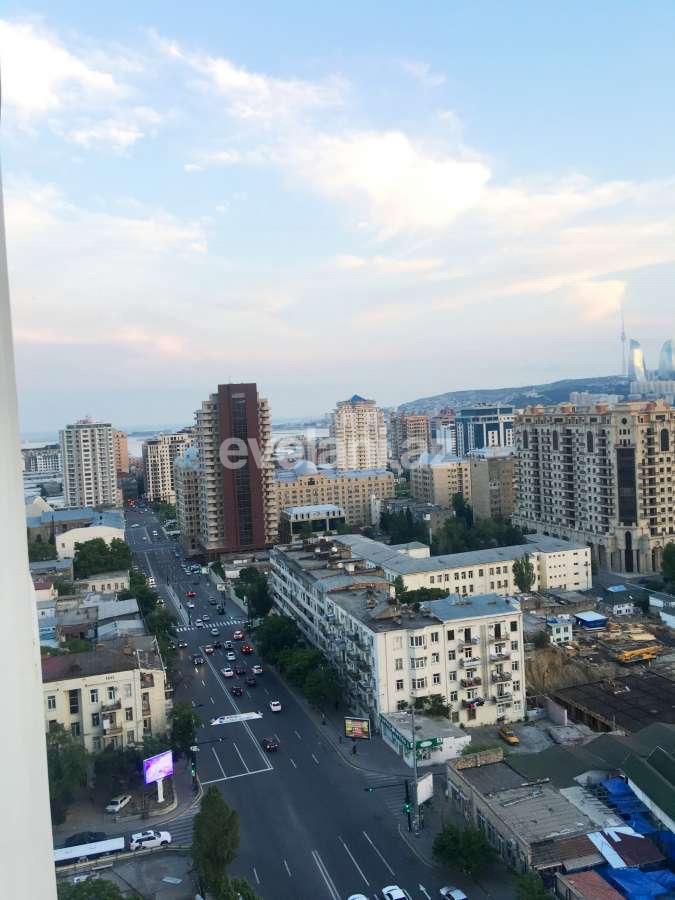 Satılır, yeni tikili, 4 otaqlı, 190 m², Bakı, Nəsimi r, 28 may m.