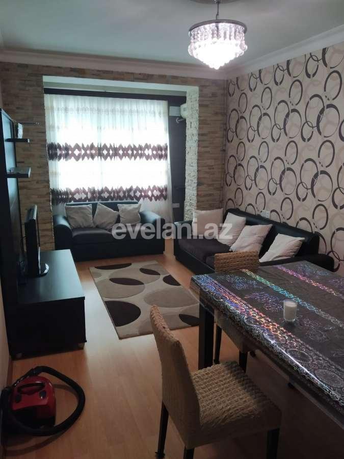 Rent, old building, 4 room, 90 m², Baku, Nasimi r, 4-th microdistrict d.