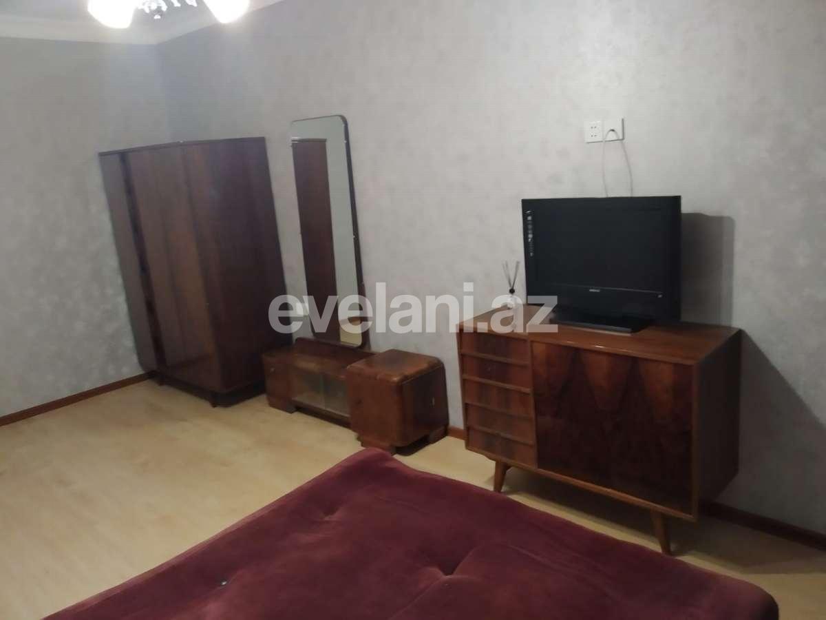 Rent, old building, 2 room, 60 m², Baku, Nasimi r, 4-th microdistrict d.