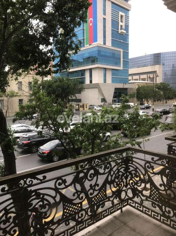 Kirayə verilir, köhnə tikili, 2 otaqlı, 72 m², Bakı, Xətai r, Şah İsmayıl Xətai m.