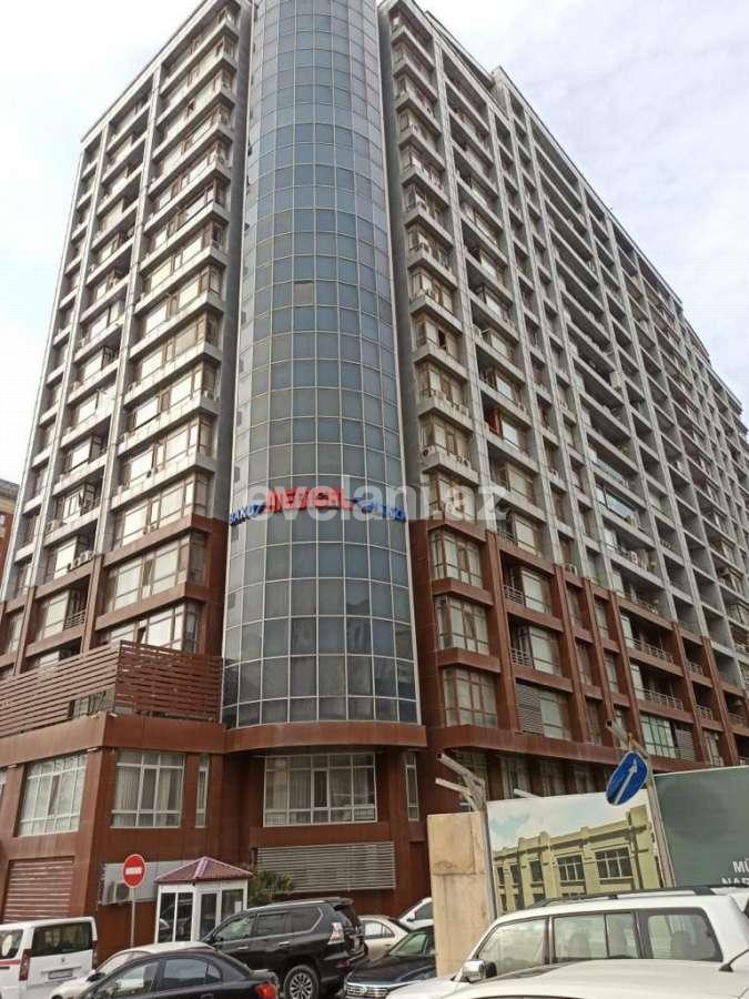 Sale, new building, 3 room, 145 m², Baku, Nasimi r.