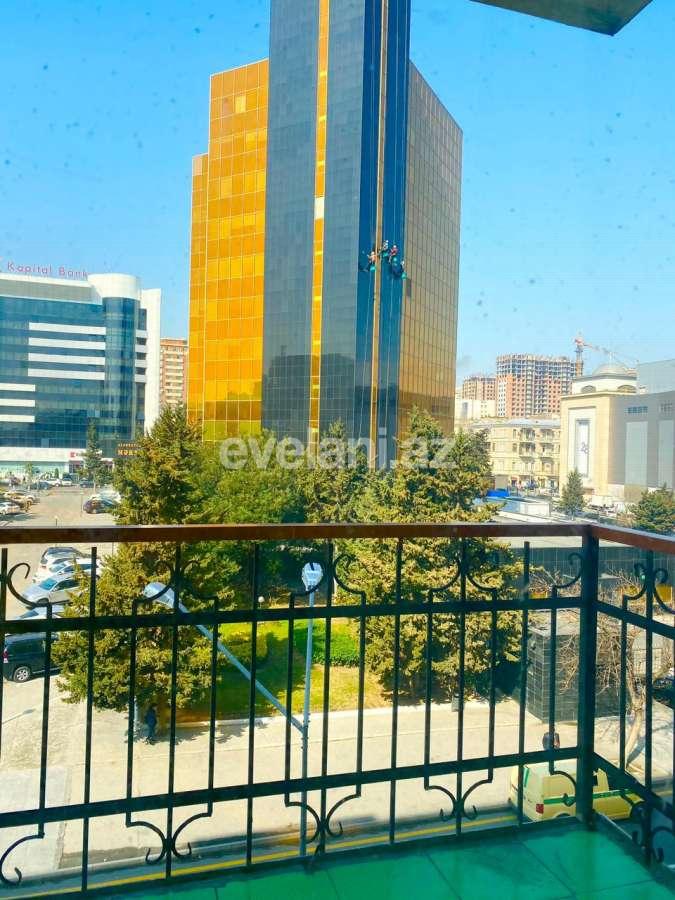 Rent, old building, 2 room, 60 m², Baku, Nasimi r, 28 may m.