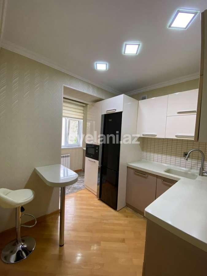 Satılır, köhnə tikili, 3 otaqlı, 85 m², Bakı, Səbail r, İçəri Şəhər m.