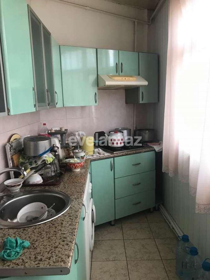 Satılır, köhnə tikili, 3 otaqlı, 90 m², Bakı, Səbail r, İçəri Şəhər m.