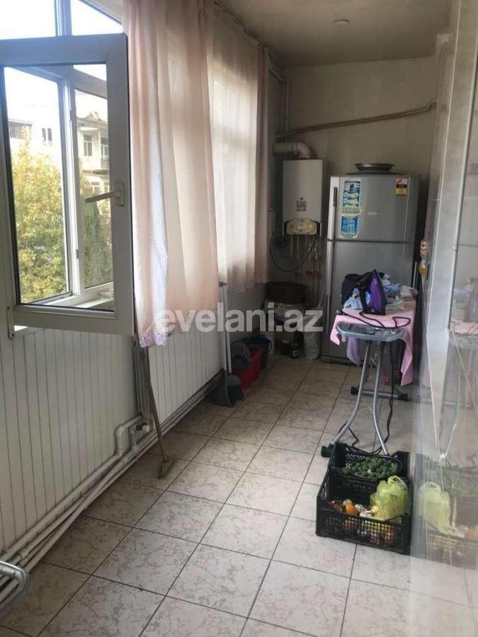 Satılır, köhnə tikili, 3 otaqlı, 90 m², Bakı, Səbail r, İçəri Şəhər m.