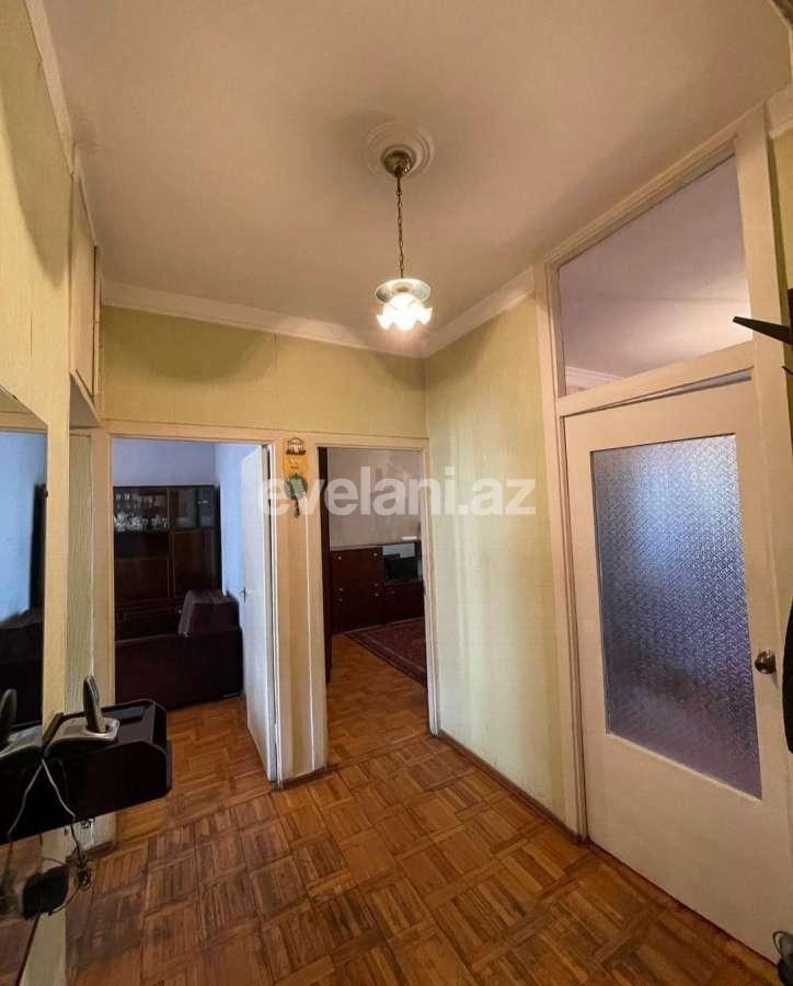 Satılır, köhnə tikili, 2 otaqlı, 65 m², Bakı, Xətai r, Həzi Aslanov m.
