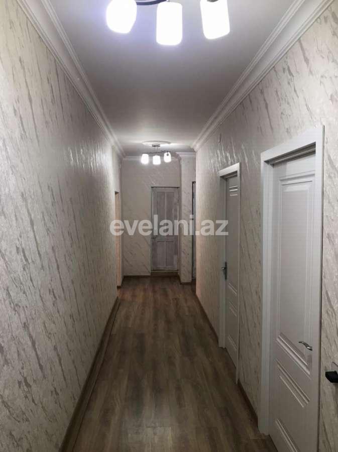 Satılır, köhnə tikili, 3 otaqlı, 75 m², Bakı, Binəqədi r, 7-ci mikrorayon q, Azadlıq prospekti m.