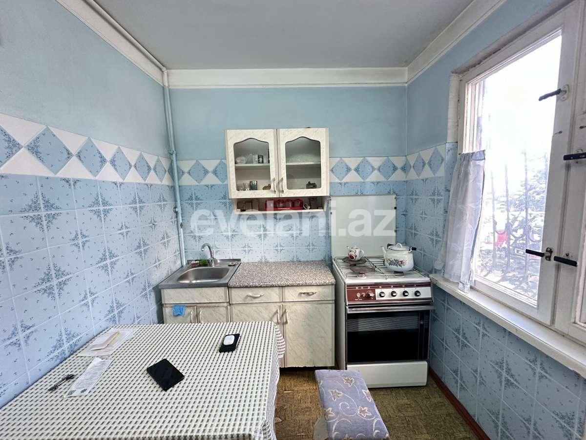 Sale, old building, 1 room, 40 m², Baku, Nizami r, Neftchilar m.
