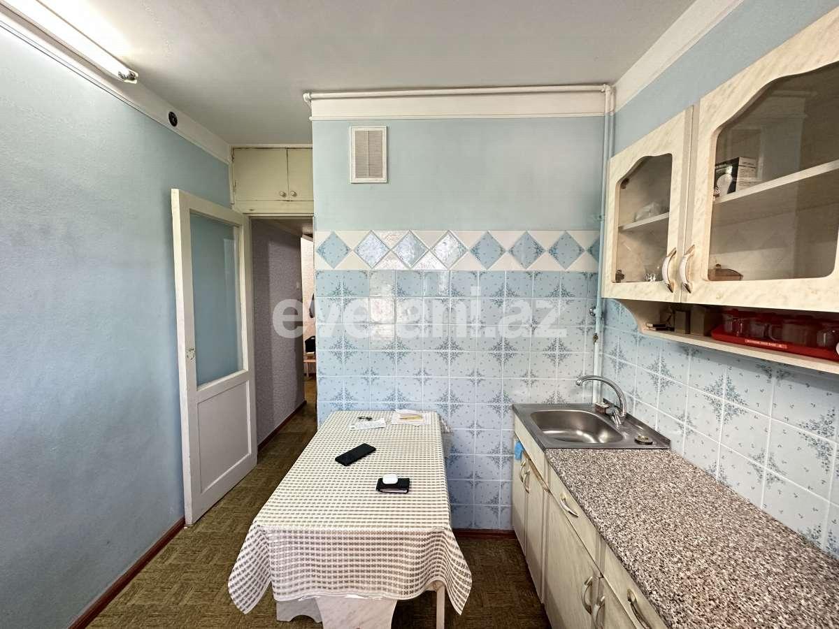 Sale, old building, 1 room, 40 m², Baku, Nizami r, Neftchilar m.