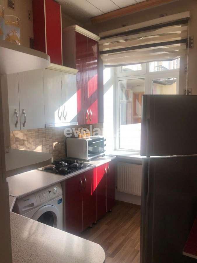 Rent, old building, 3 room, 80 m², Baku, Narimanov r, Montin d, Nariman Narimanov m.