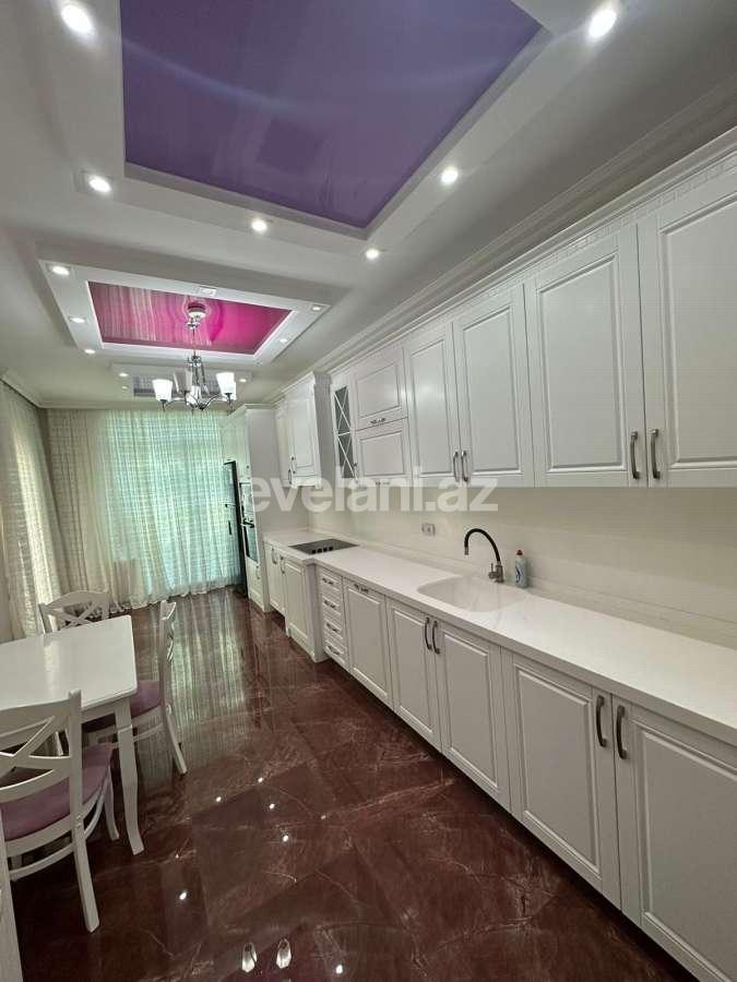 Rent, new building, 4 room, 171 m², Baku, Sabail r, 28 may m.