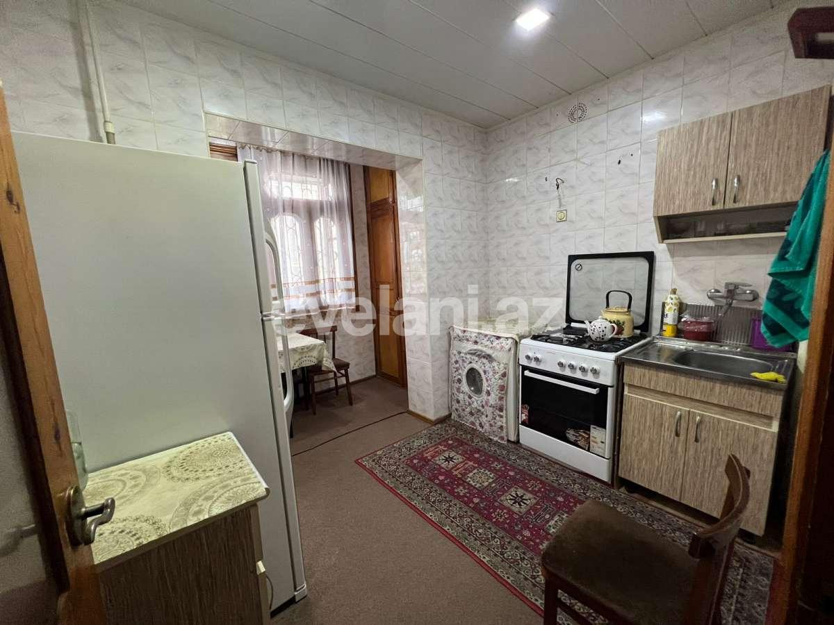 Sale, old building, 5 room, 120 m², Baku, Surakhani r, Yeni Guneshli d.