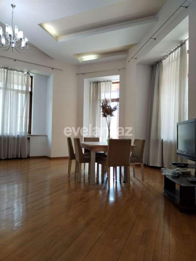 Kirayə verilir, köhnə tikili, 2 otaqlı, 106 m², Bakı, Səbail r, İçəri Şəhər m.