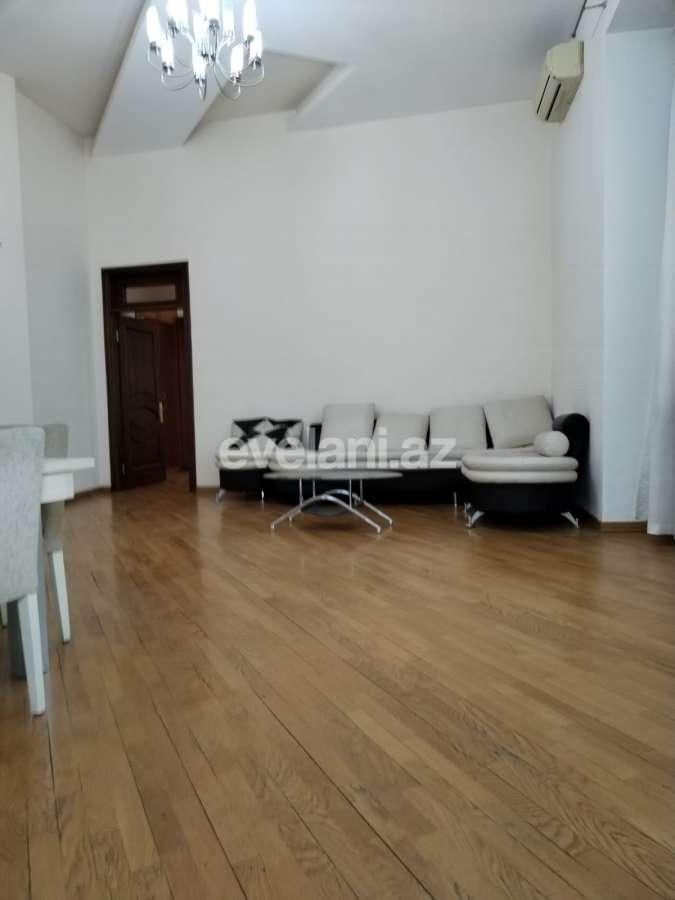 Kirayə verilir, köhnə tikili, 2 otaqlı, 106 m², Bakı, Səbail r, İçəri Şəhər m.