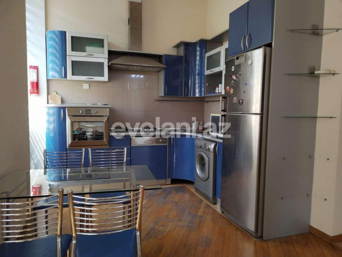Kirayə verilir, köhnə tikili, 2 otaqlı, 106 m², Bakı, Səbail r, İçəri Şəhər m.