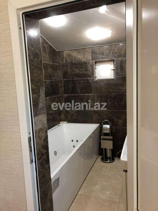 Satılır, həyət evi / bağ, 5 otaqlı, 200 m², Bakı, Abşeron r, Novxanı q.