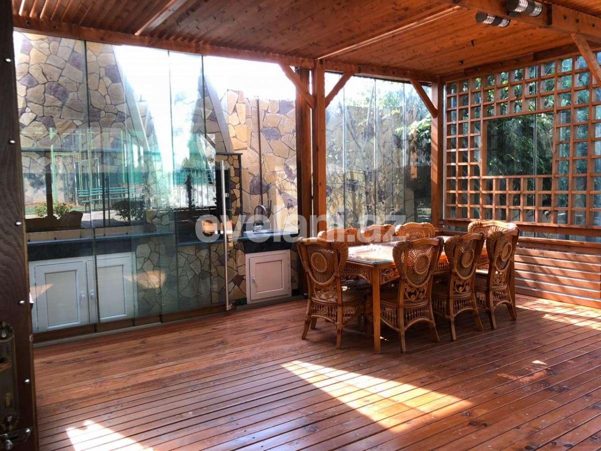 Satılır, həyət evi / bağ, 5 otaqlı, 200 m², Bakı, Abşeron r, Novxanı q.