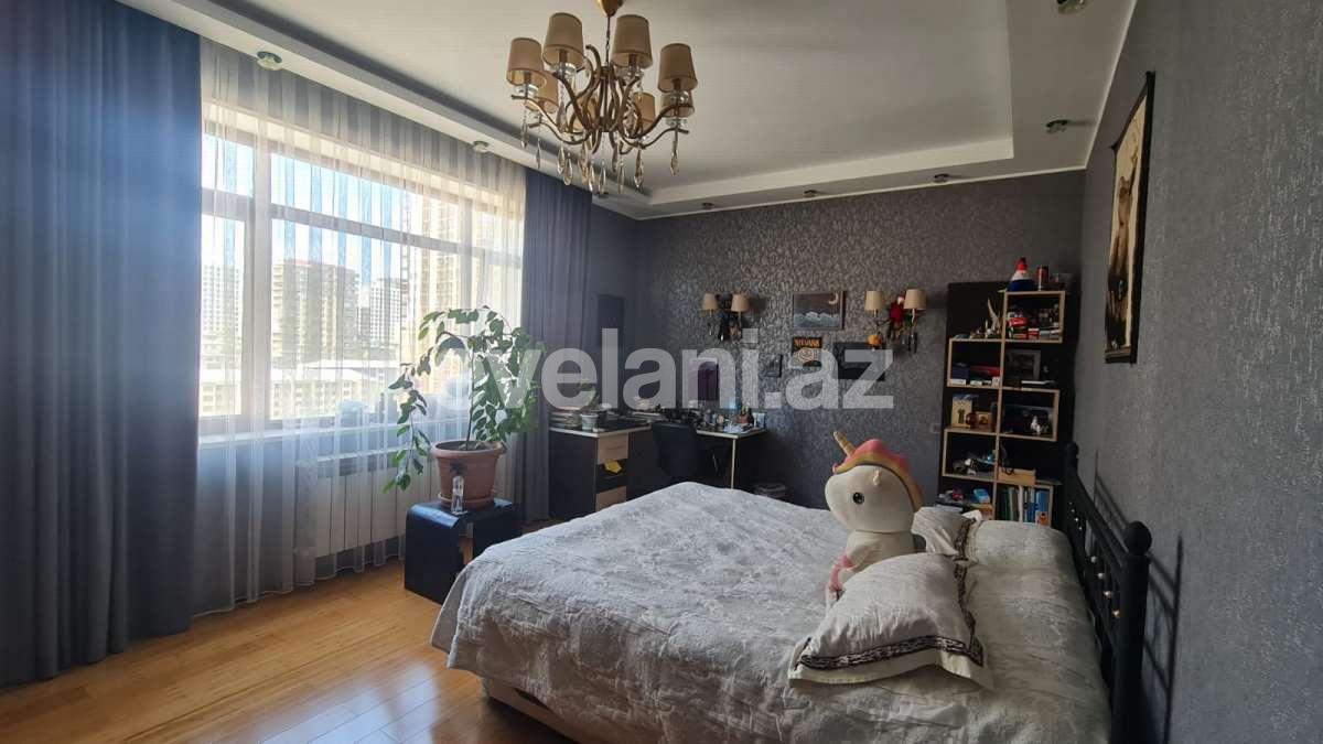 Satılır, yeni tikili, 3 otaqlı, 130 m², Bakı, Yasamal r, Elmlər Akademiyası m.