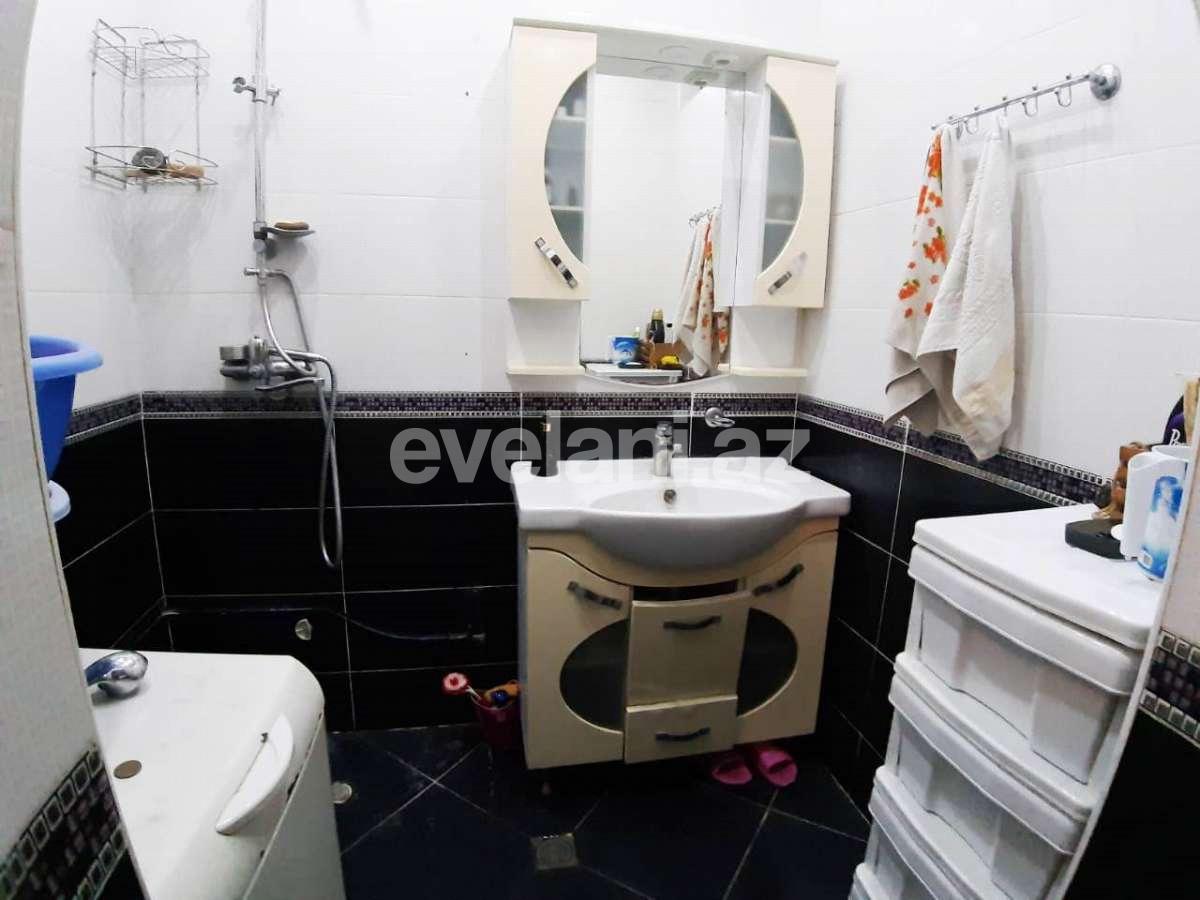 Satılır, köhnə tikili, 2 otaqlı, 65 m², Bakı, Yasamal r, Nizami m.