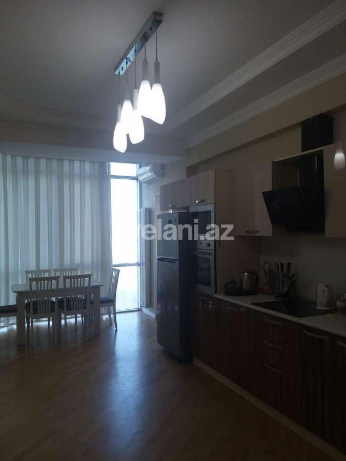 Kirayə verilir, yeni tikili, 2 otaqlı, 120 m², Bakı, Xətai r.