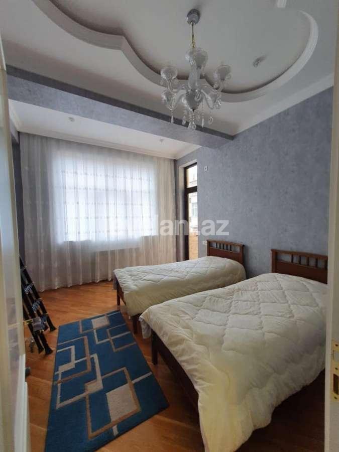 Satılır, yeni tikili, 4 otaqlı, 170 m², Bakı, Nəsimi r, 4-cü mikrorayon q, Memar Əcəmi m.