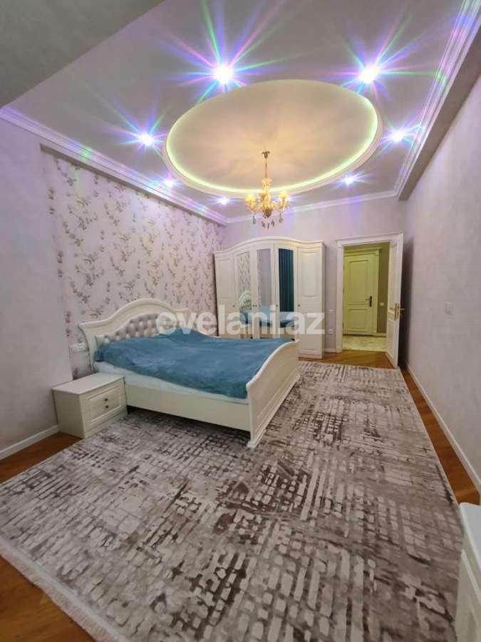 Satılır, yeni tikili, 4 otaqlı, 170 m², Bakı, Nəsimi r, 4-cü mikrorayon q, Memar Əcəmi m.