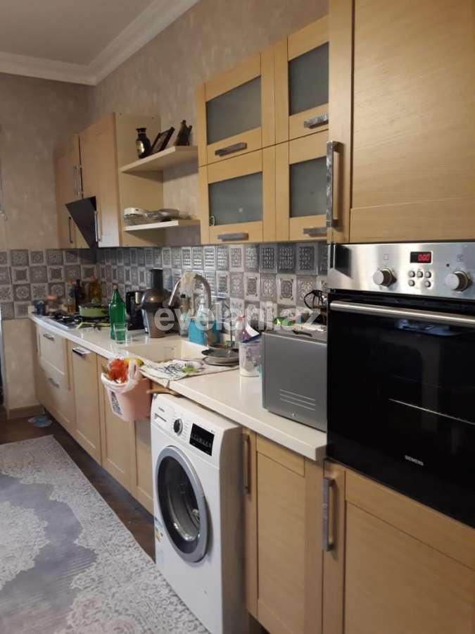 Kirayə verilir, həyət evi / bağ, 7 otaqlı, 350 m², Bakı, Abşeron r, Novxanı q.