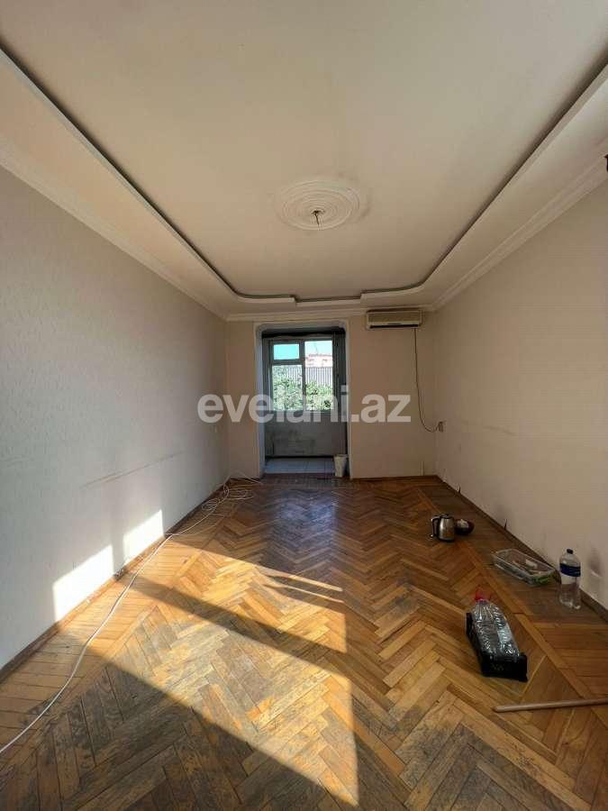 Satılır, köhnə tikili, 1 otaqlı, 40 m², Bakı, Binəqədi r, Azadlıq prospekti m.